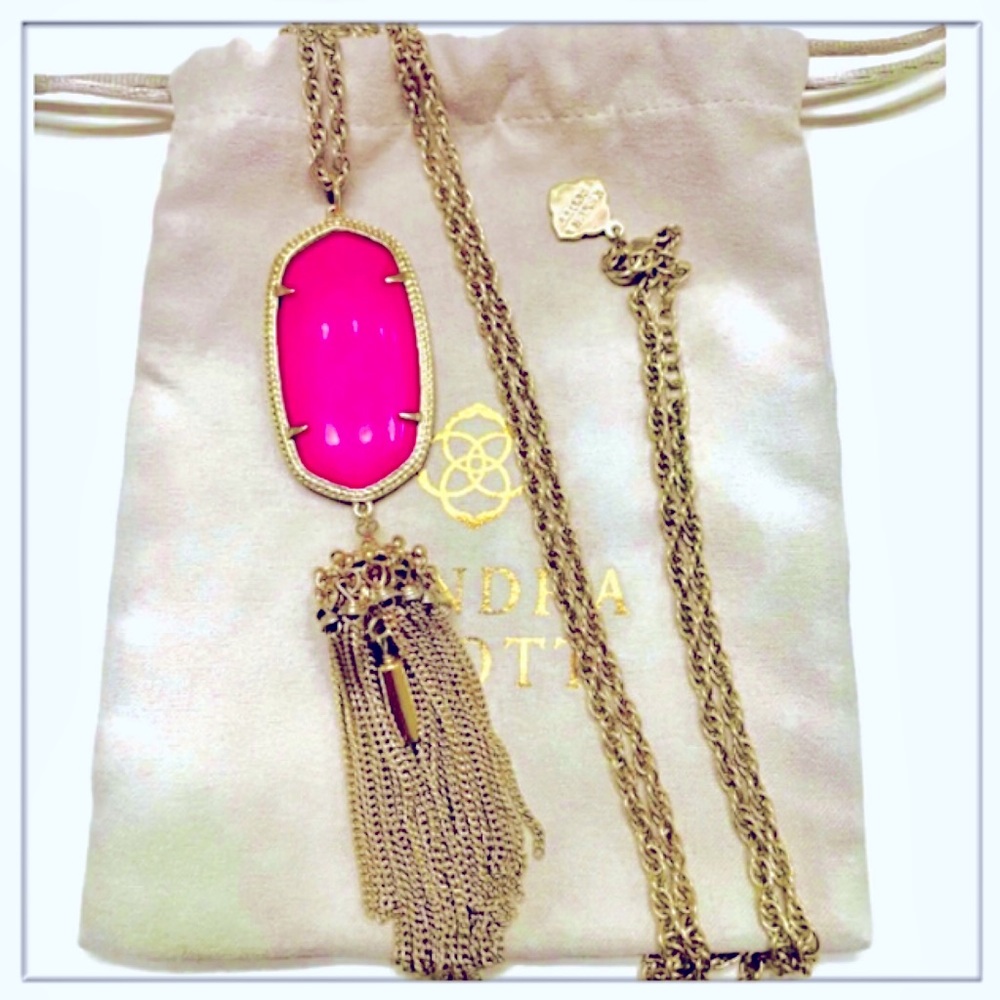 Kendra Scott Rayne Long Pendant Necklace In Magenta NWT - Picture 2 of 4
